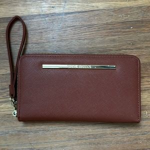 NWOT Steve Madden wristlet wallet